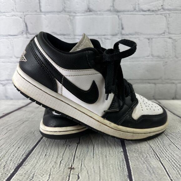 Air Jordan 1‎ Low Panda Black White DC0774-101 Women Size 6 - Picture 1 of 14